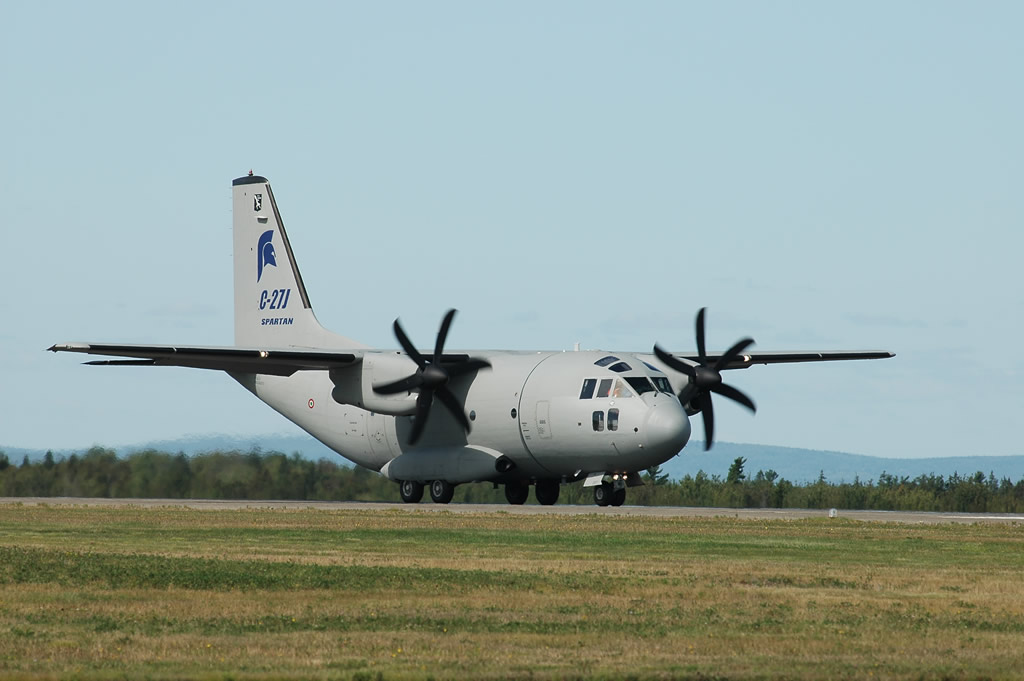 http://media.defenseindustrydaily.com/images/AIR_C-27J_Begins_Takeoff_lg.jpg