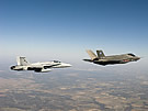 F-35, F-18C